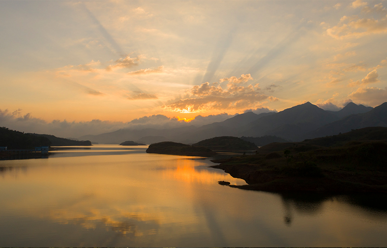 Lush Wayanad hills and lake view at Terrace Resorts