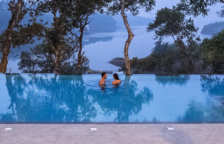 Luxury swimming pool overlooking Banasura landscape